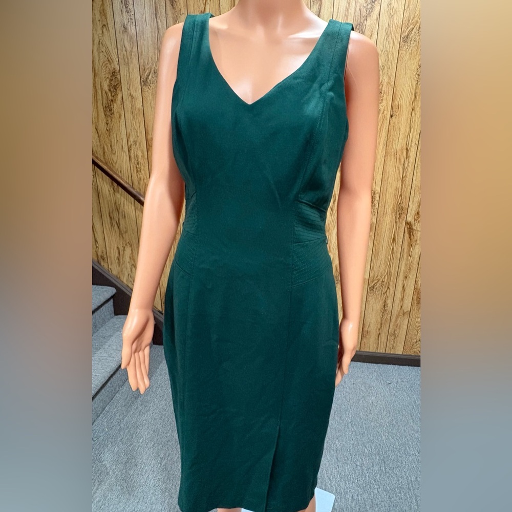 White House Black Market Emerald Green Midi Dress